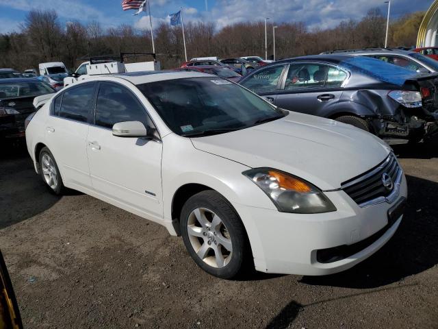 1N4CL21E19C150369 - 2009 NISSAN ALTIMA HYBRID WHITE photo 4