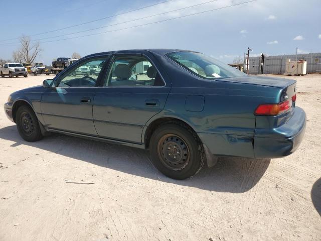 4T1BG22K5VU790146 - 1997 TOYOTA CAMRY CE GREEN photo 2