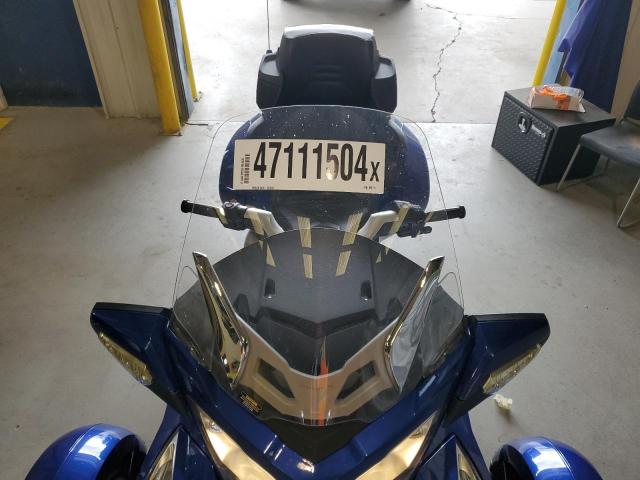 2BXJBKC10CV001715 - 2012 CAN-AM SPYDER ROA RT BLUE photo 5