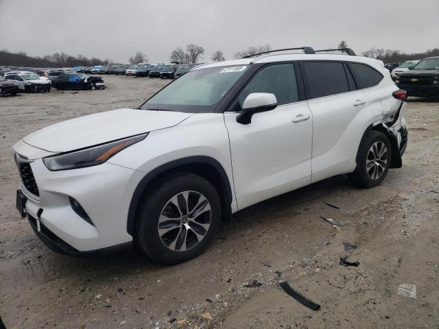 5TDGZRBHXNS579496 - 2022 TOYOTA HIGHLANDER XLE 白色 照片 1