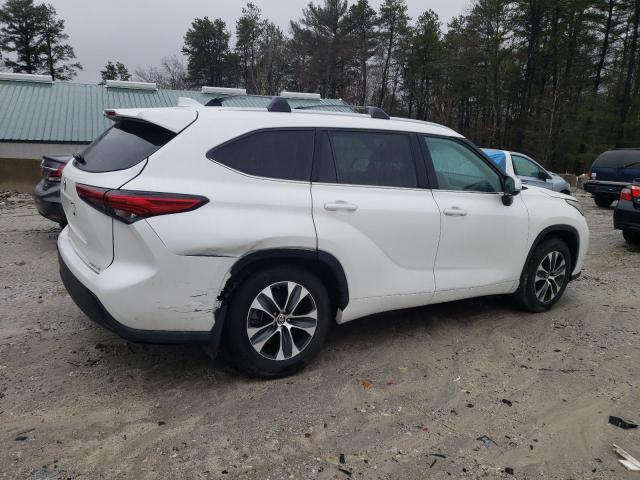 5TDGZRBHXNS579496 - 2022 TOYOTA HIGHLANDER XLE 白色 照片 3