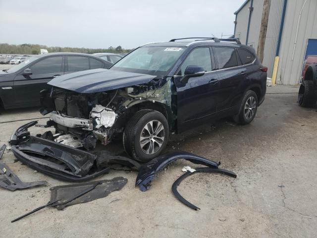 5TDGZRAH3MS059978 - 2021 TOYOTA HIGHLANDER XLE BLUE photo 1