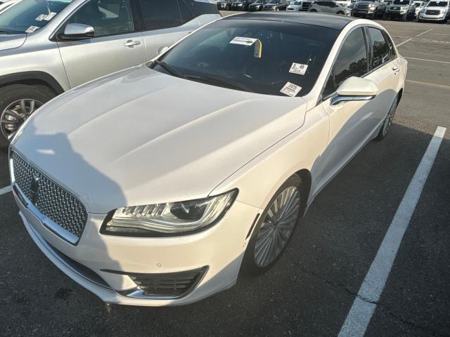 3LN6L5FC8HR617881 - 2017 LINCOLN MKZ RESERVE WHITE photo 2