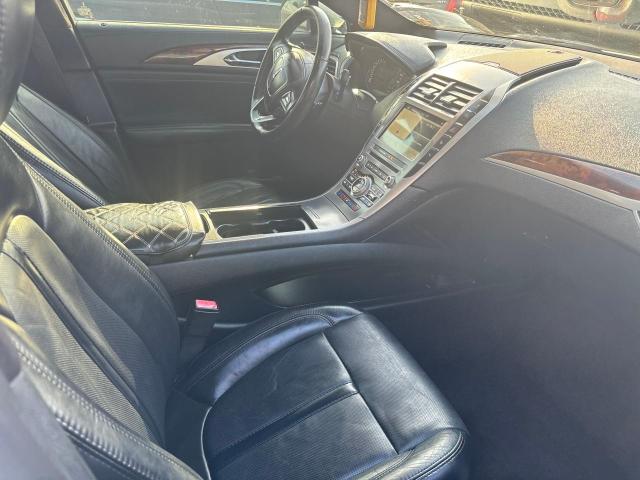 3LN6L5FC8HR617881 - 2017 LINCOLN MKZ RESERVE თეთრი ფოტო 5