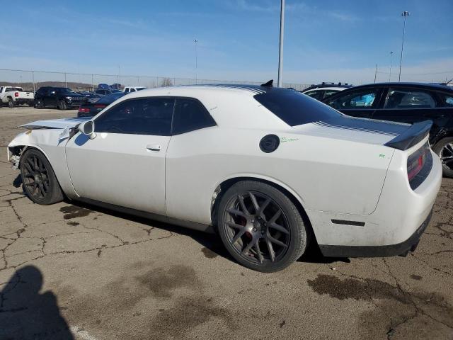 2C3CDZFJ1KH552132 - 2019 DODGE CHALLENGER R/T SCAT PACK WHITE photo 2