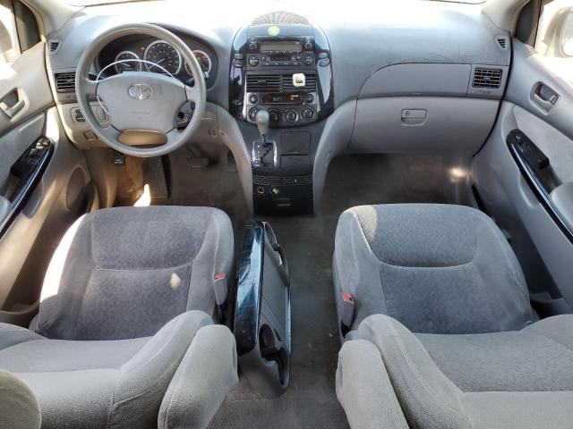 5TDZA23C25S272690 - 2005 TOYOTA SIENNA CE SILVER photo 8