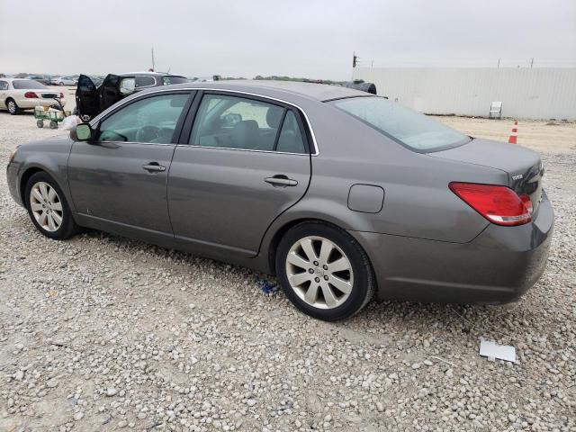 4T1BK36B95U060397 - 2005 TOYOTA AVALON XL GRAY photo 2