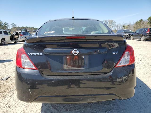 3N1CN7AP3HL842383 - 2017 NISSAN VERSA S BLACK photo 6