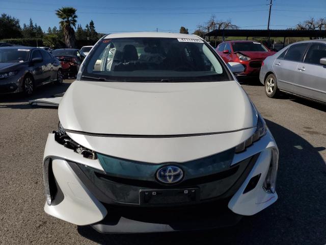JTDKARFP9H3000975 - 2017 TOYOTA PRIUS PRIM 白色 照片 5