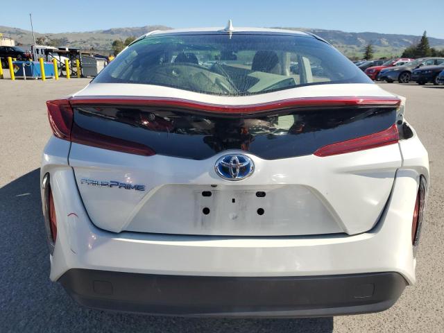 JTDKARFP9H3000975 - 2017 TOYOTA PRIUS PRIM 白色 照片 6