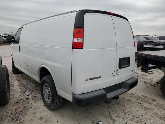 1GCWGAFP5P1212980 - 2023 CHEVROLET EXPRESS G2 WHITE photo 2