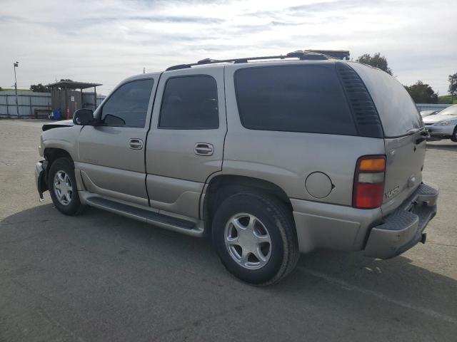 1GKEK63UX2J325533 - 2002 GMC DENALI GOLD photo 2