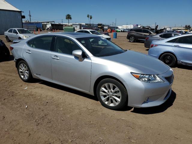 JTHBW1GG5F2086112 - 2015 LEXUS ES 300H SILVER photo 4