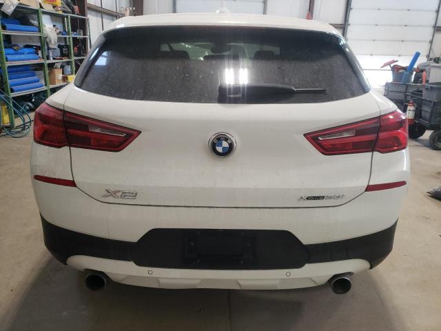 WBXYJ5C30JEF74532 - 2018 BMW X2 XDRIVE28I WHITE photo 6