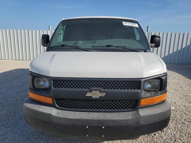 1GCWGFBA2D1161884 - 2013 CHEVROLET EXPRESS G2 WHITE photo 5