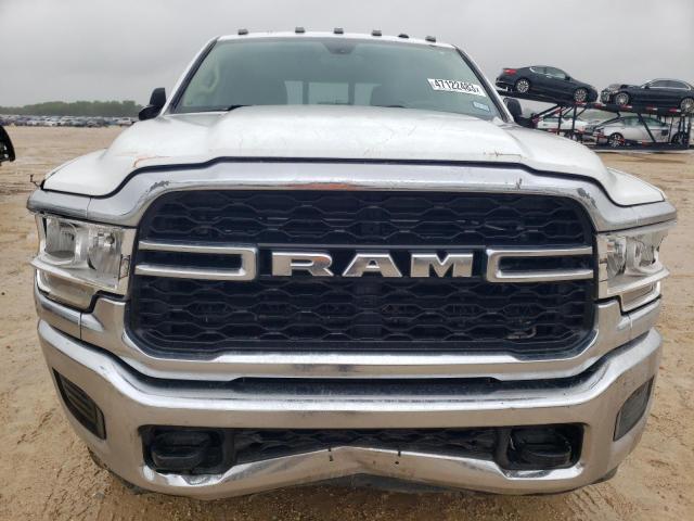 3C6UR5CL2LG170118 - 2020 RAM 2500 TRADESMAN WHITE photo 5