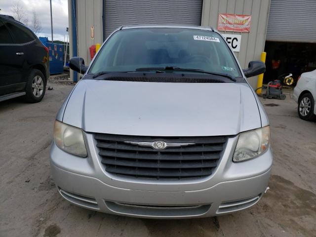 1A4GJ45RX7B216442 - 2007 CHRYSLER TOWN & COU LX SILVER photo 5