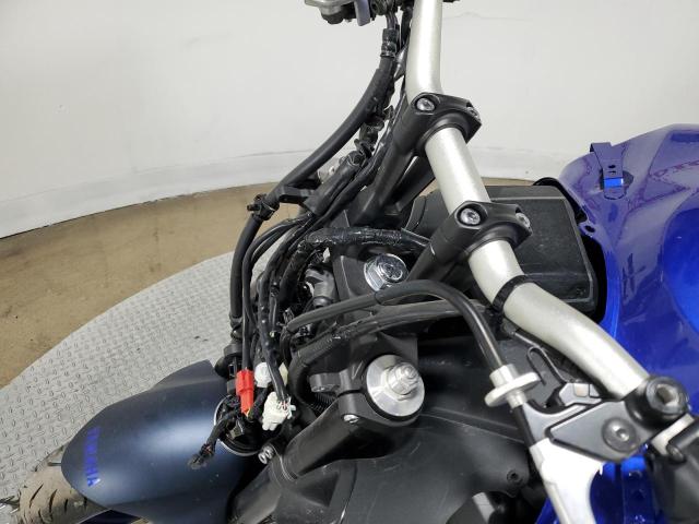 JYARN71E5PA004492 - 2023 YAMAHA MT09 BLUE photo 8