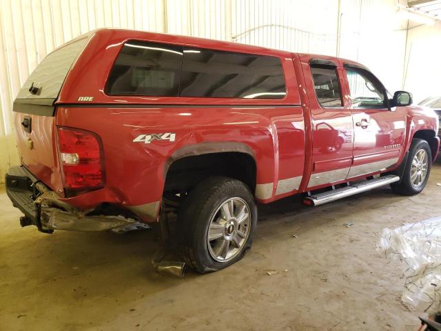 1GCRKTE70CZ100060 - 2012 CHEVROLET 1500 K1500 LTZ RED photo 3