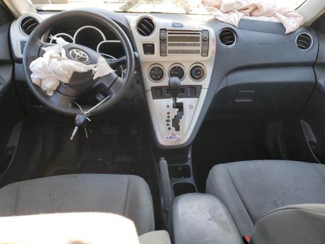 2T1KU4EE5AC530934 - 2010 TOYOTA MATRIX WHITE photo 8