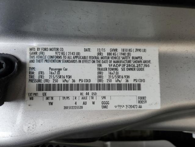 1FADP3F28GL257395 - 2016 FORD FOCUS SE SILVER photo 12