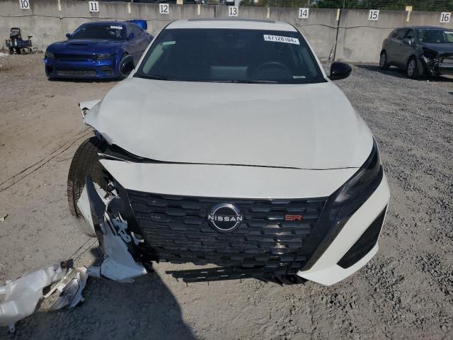 1N4BL4CV7PN368368 - 2023 NISSAN ALTIMA SR WHITE photo 5