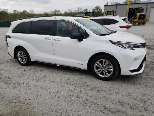 5TDDSKFC0MS016260 - 2021 TOYOTA SIENNA XSE WHITE photo 4