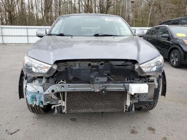 JA4AP3AU5KU001315 - 2019 MITSUBISHI OUTLANDER ES GRAY photo 5