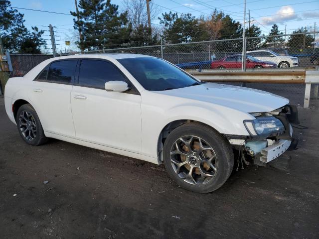 2C3CCAGG5HH585988 - 2017 CHRYSLER 300 S WHITE photo 4