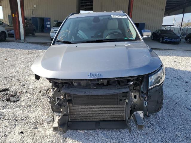 3C4NJDCB1LT125362 - 2020 JEEP COMPASS LIMITED SILVER photo 5