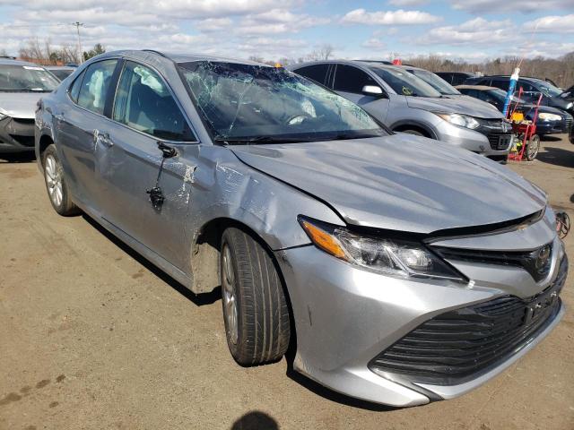 4T1B11HK2KU721512 - 2019 TOYOTA CAMRY L SILVER photo 4