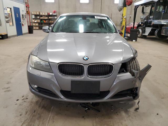 WBAPK7C59BA817292 - 2011 BMW 328 XI GRAY photo 5