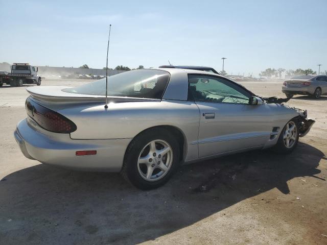 2G2FS22K322116281 - 2002 PONTIAC FIREBIRD SILVER photo 3