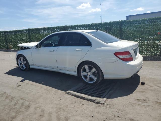 WDDGF5EB4BF629254 - 2011 MERCEDES-BENZ C 300 WHITE photo 2