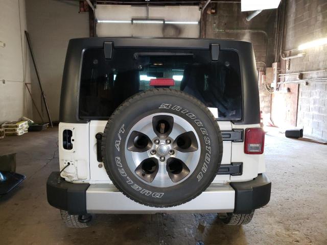 1C4AJWBG7JL883979 - 2018 JEEP WRANGLER SAHARA WHITE photo 6