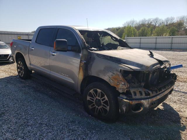 5TBEV58177S454831 - 2007 TOYOTA TUNDRA CREWMAX LIMITED SILVER photo 4