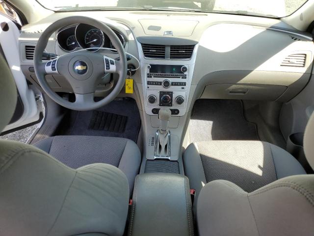 1G1ZC5E1XBF257673 - 2011 CHEVROLET MALIBU 1LT WHITE photo 8