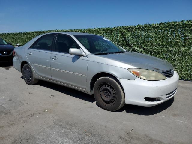 4T1BE32K85U038825 - 2005 TOYOTA CAMRY LE SILVER photo 4