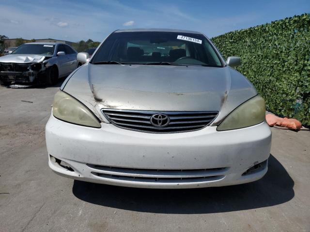 4T1BE32K85U038825 - 2005 TOYOTA CAMRY LE SILVER photo 5