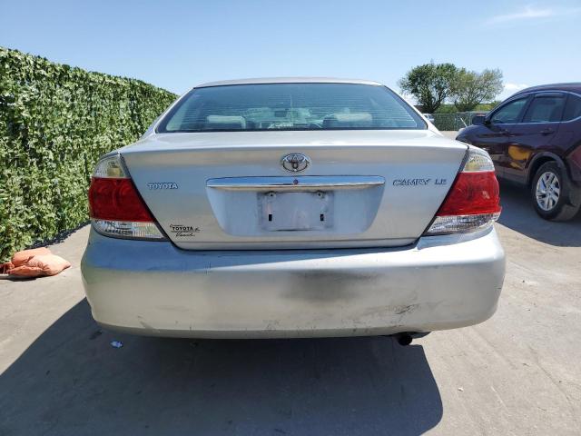 4T1BE32K85U038825 - 2005 TOYOTA CAMRY LE SILVER photo 6