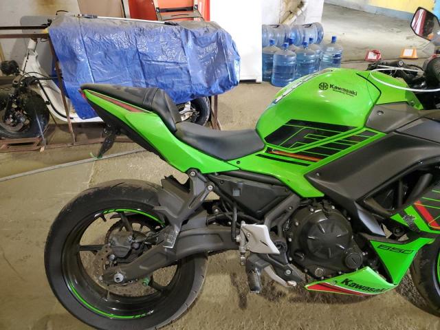 ML5EXEP18PDA96490 - 2023 KAWASAKI EX650 P GREEN photo 10