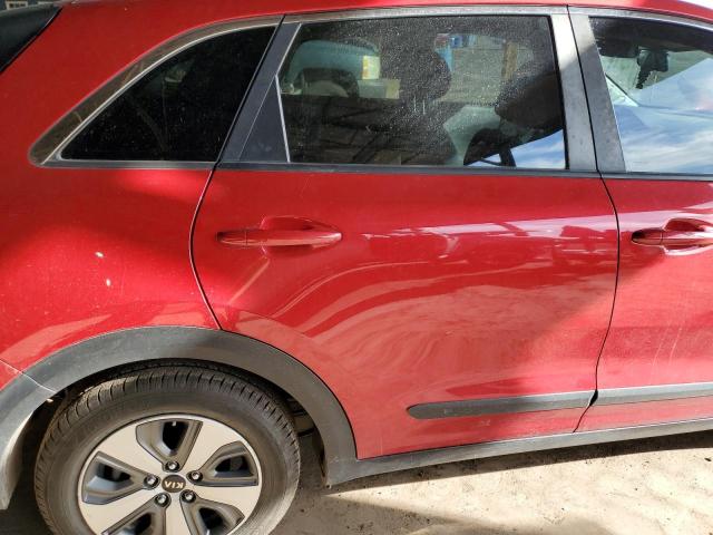 KNDCB3LC4K5290893 - 2019 KIA NIRO FE RED photo 10