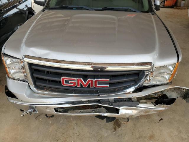 3GTRKVE39AG233034 - 2010 GMC SIERRA K1500 SLE SILVER photo 11