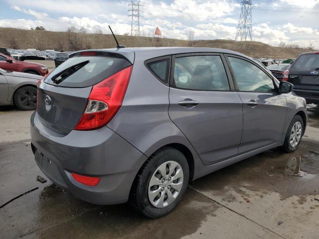 KMHCT5AEXHU327131 - 2017 HYUNDAI ACCENT SE GRAY photo 3