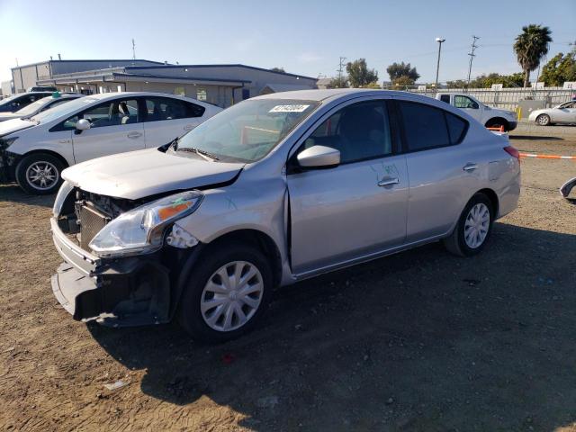 3N1CN7AP0HL875826 - 2017 NISSAN VERSA S SILVER photo 1