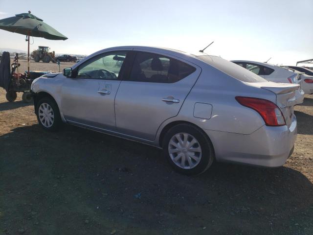 3N1CN7AP0HL875826 - 2017 NISSAN VERSA S SILVER photo 2