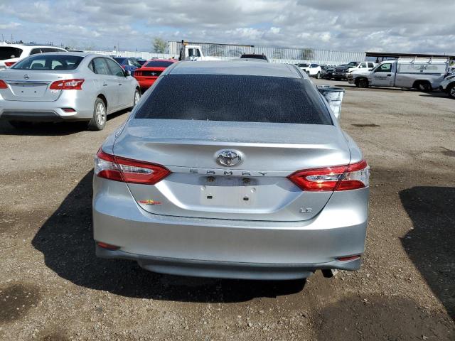 JTNB11HK2J3037161 - 2018 TOYOTA CAMRY L SILVER photo 6