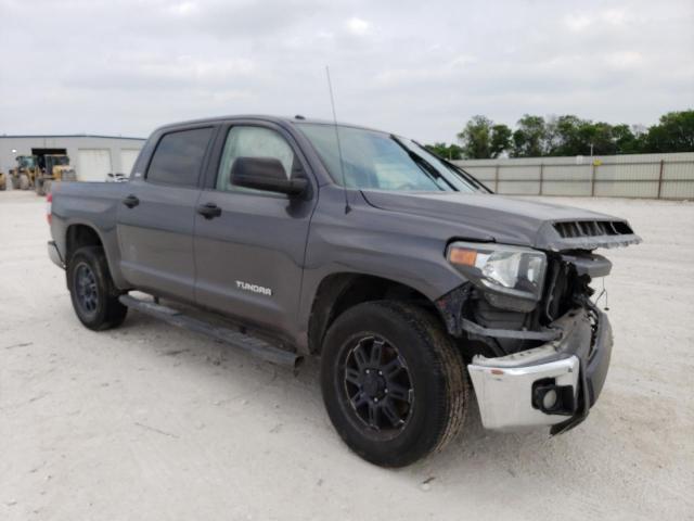 5TFEM5F14FX093998 - 2015 TOYOTA TUNDRA CREWMAX SR5 GRAY photo 4