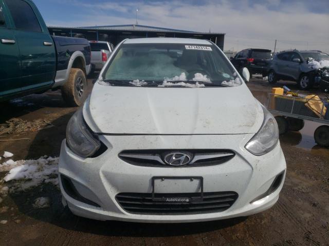 KMHCT4AE4DU571703 - 2013 HYUNDAI ACCENT GLS WHITE photo 5