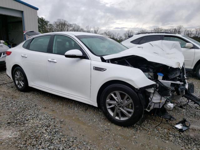 5XXGT4L38KG283509 - 2019 KIA OPTIMA LX WHITE photo 4